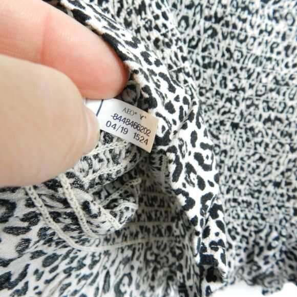 American Eagle Animal Print Smocked Cropped Ruffle Tank Top Size M Leopard Retro - Picture 9 of 10